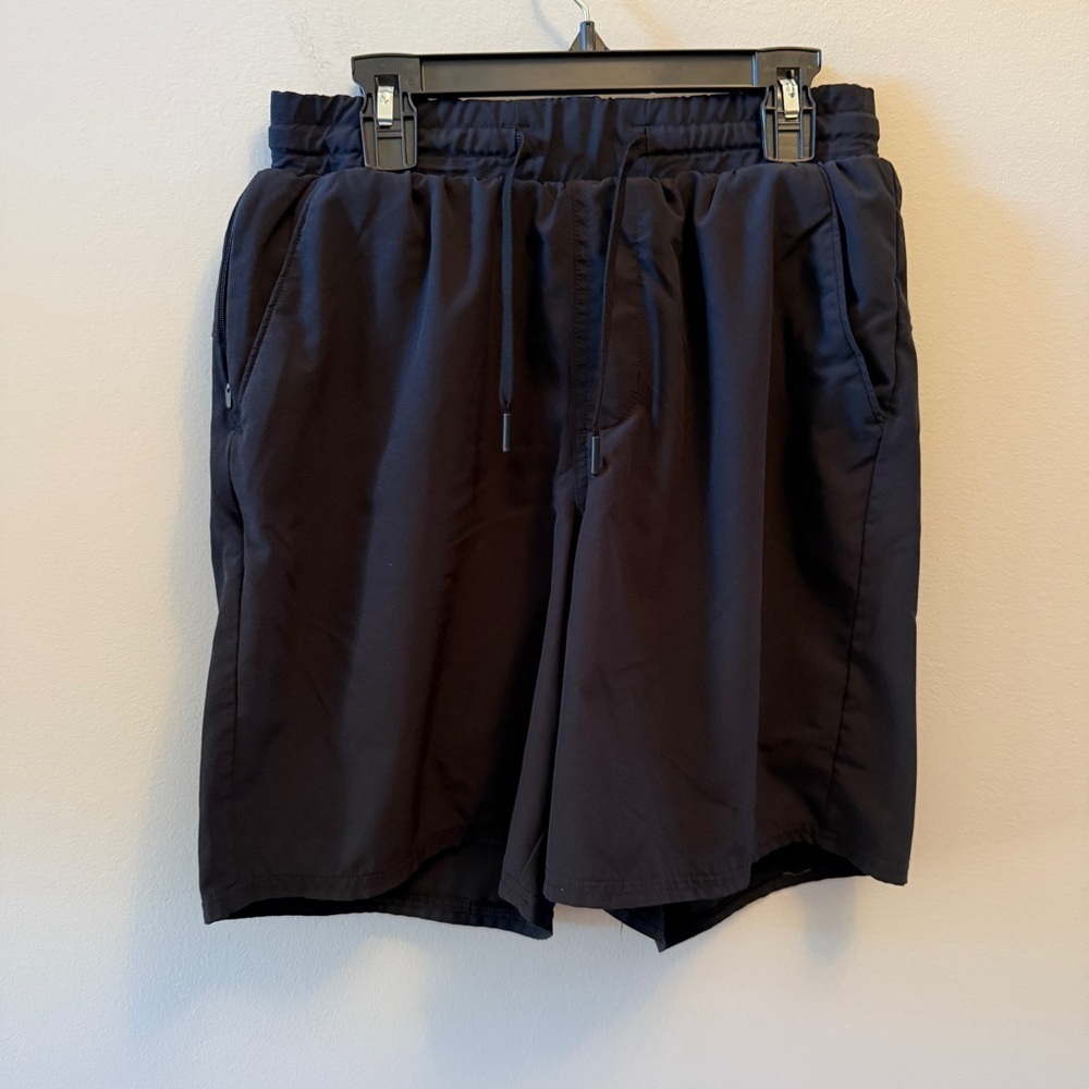 Under Armour Men’s Athletic Shorts Size Small Black